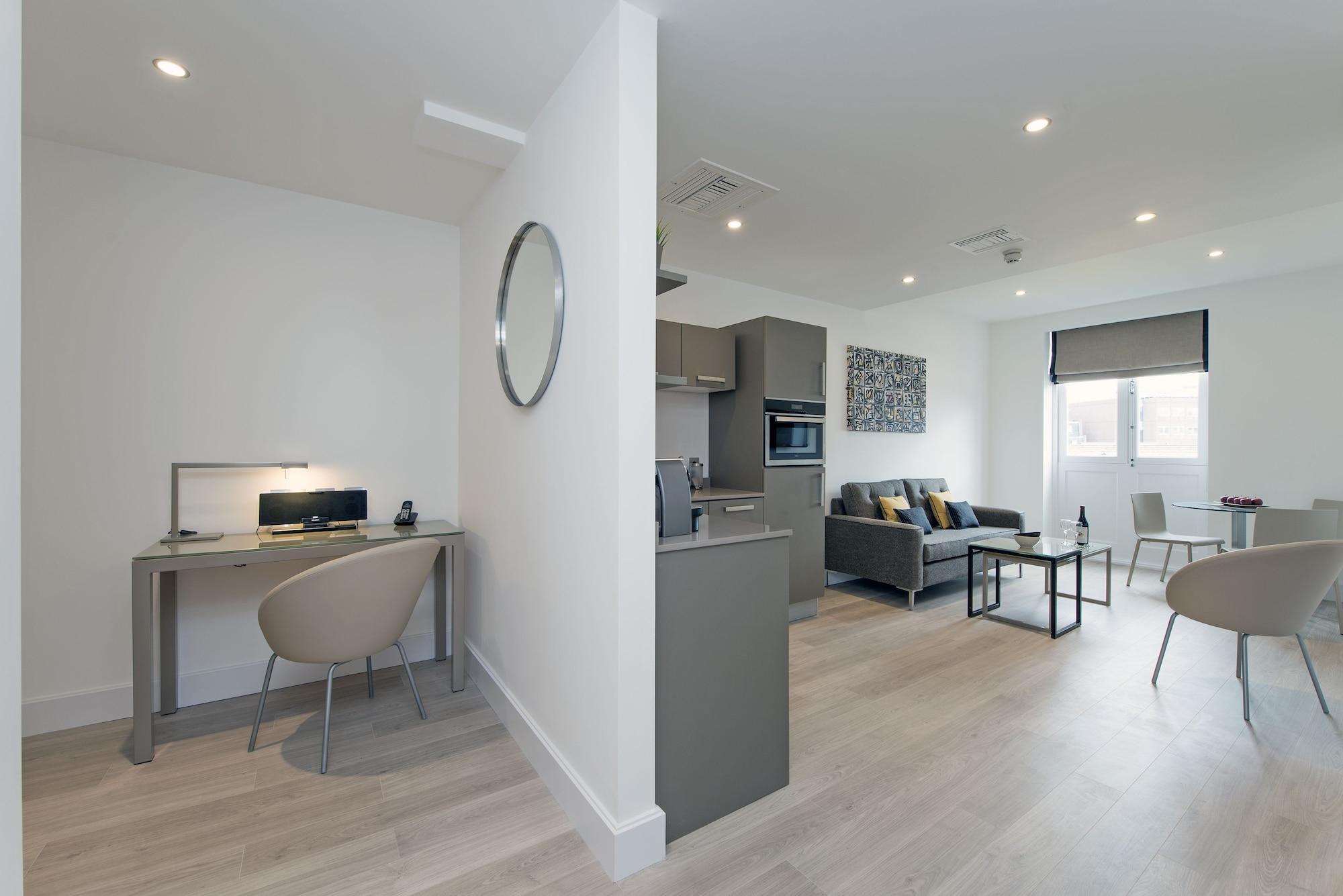 The Rosebery By Supercity Aparthotels London Eksteriør billede