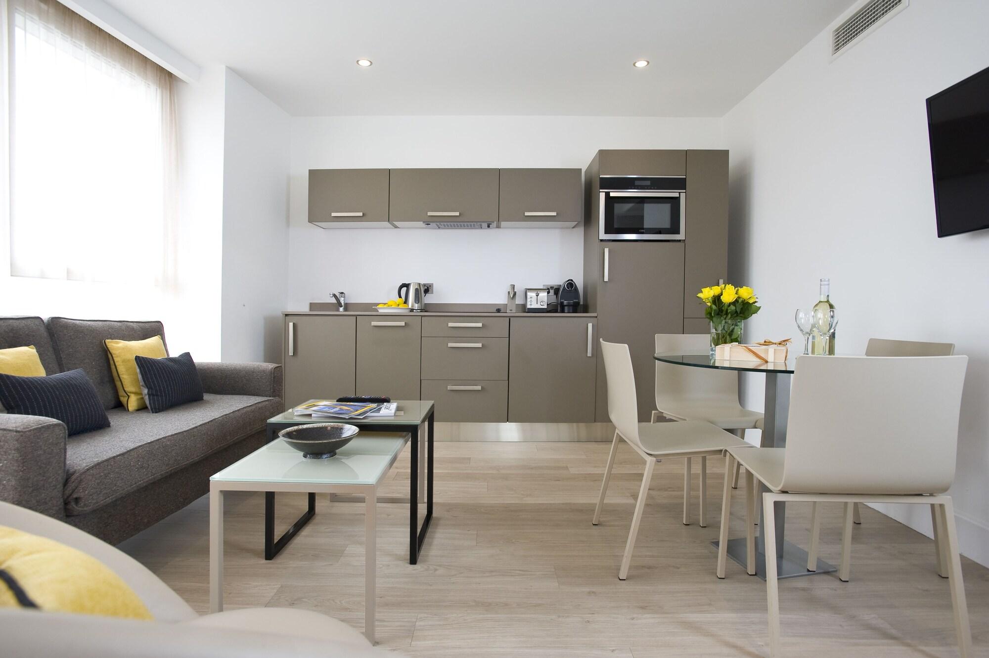 The Rosebery By Supercity Aparthotels London Eksteriør billede